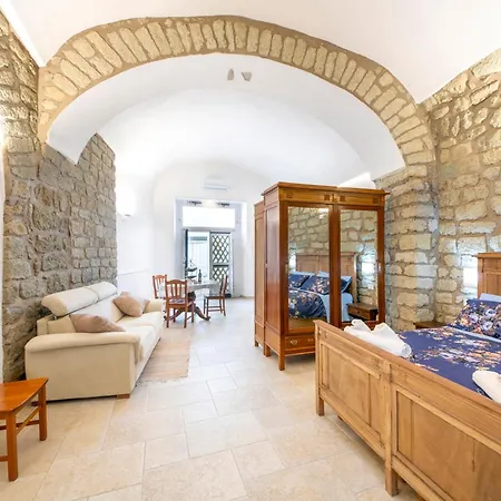 Appartement Forio Vico Secondo - Centro Storico - 8 Minuti Dal Porto-1bedr Ischia