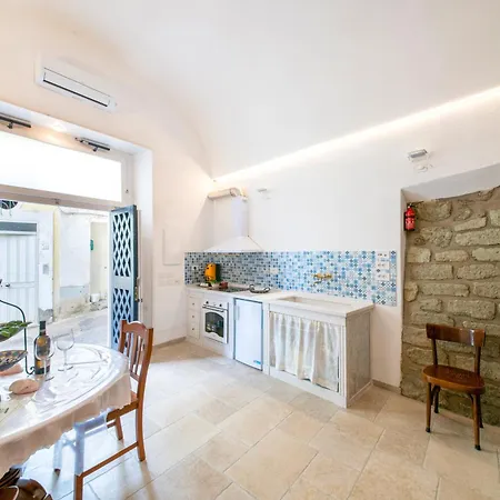 Appartement Forio Vico Secondo - Centro Storico - 8 Minuti Dal Porto-1bedr