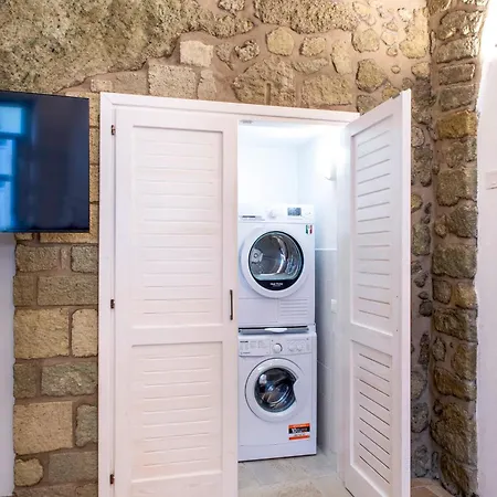 Forio Vico Secondo - Centro Storico - 8 Minuti Dal Porto-1bedr Apartmán